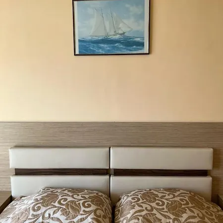 кристал ラヴダ