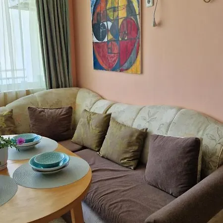 Апартамента Равда Apartment Rawda